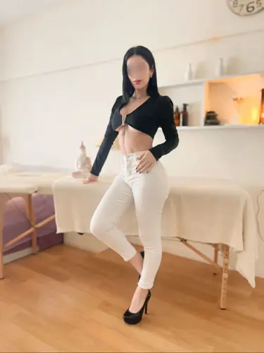 Mely escort in Buenos Aires from $50.00 USD